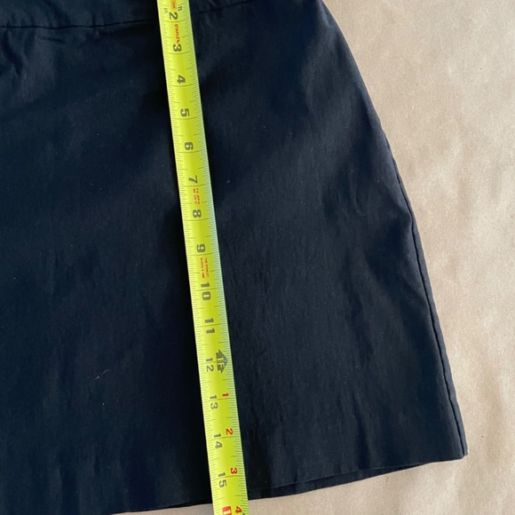 stylish Black pull on skort - Picture 4 of 8